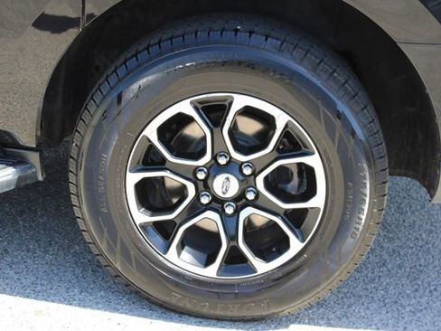 Used 2022 Ford Expedition Max XLT AWD/4WD image 9