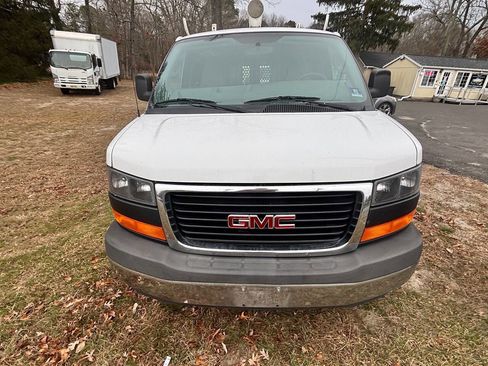 Used 2017 GMC Savana 2500 image 3