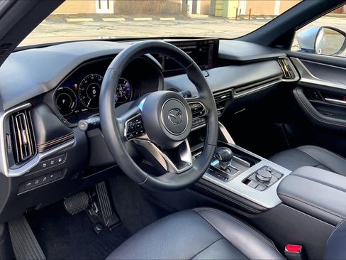 Used 2024 MAZDA CX-90 Plug-In Hybrid w/ Premium Plus image 17