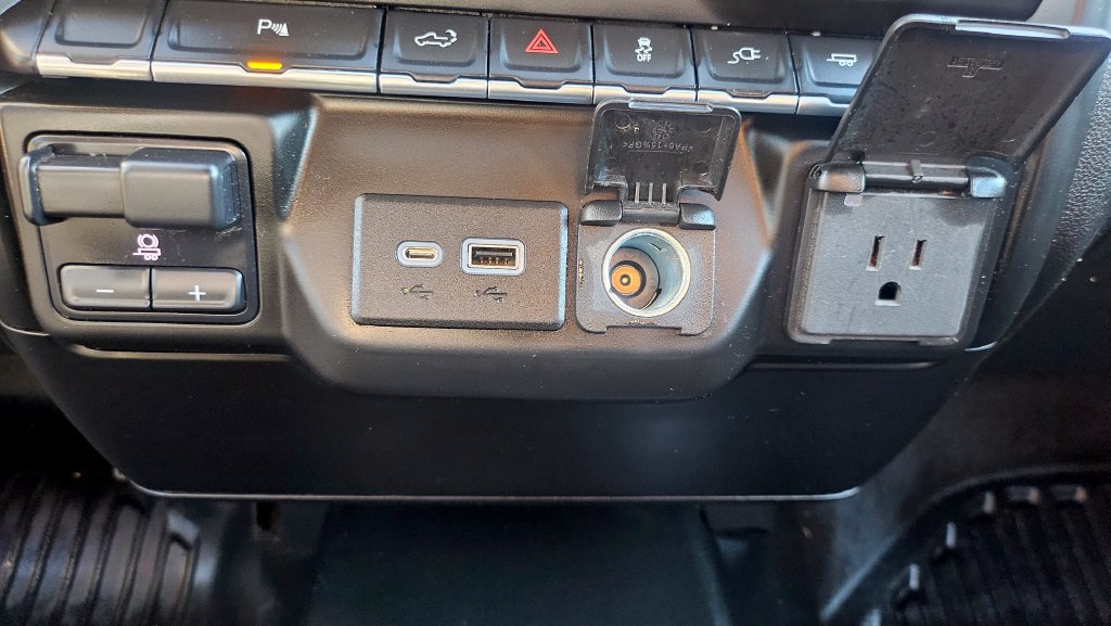 Used 2022 Chevrolet Silverado 2500 W/T w/ WT Fleet Convenience Package RWD image 36
