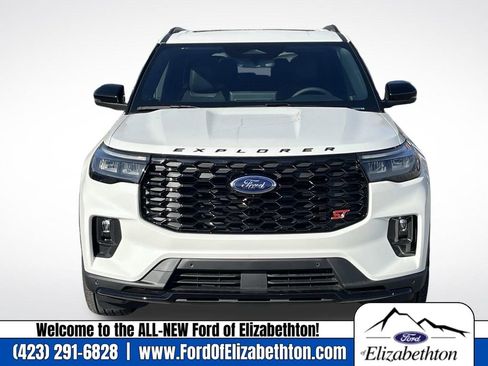 New 2026 Ford Explorer ST w/ Sun And Sound Package image 9