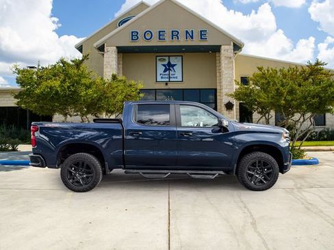 Used 2021 Chevrolet Silverado 1500 LT Trail Boss w/ Convenience Package II AWD/4WD image 7