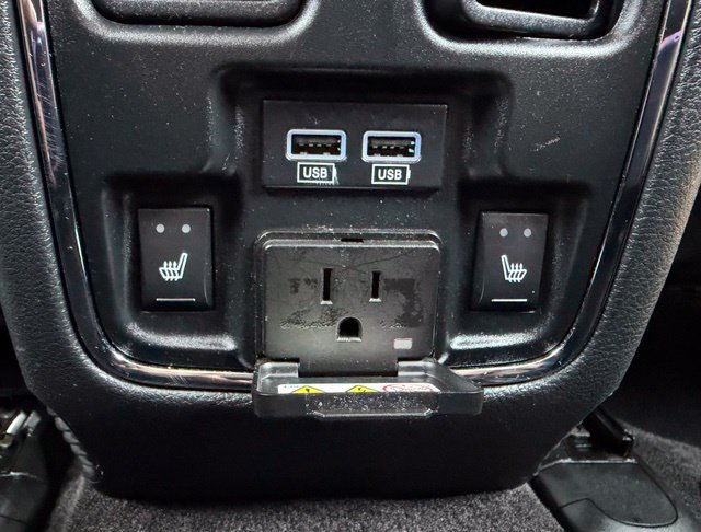 Used 2015 Dodge Durango Limited w/ Nav & Power Liftgate Group AWD/4WD image 12