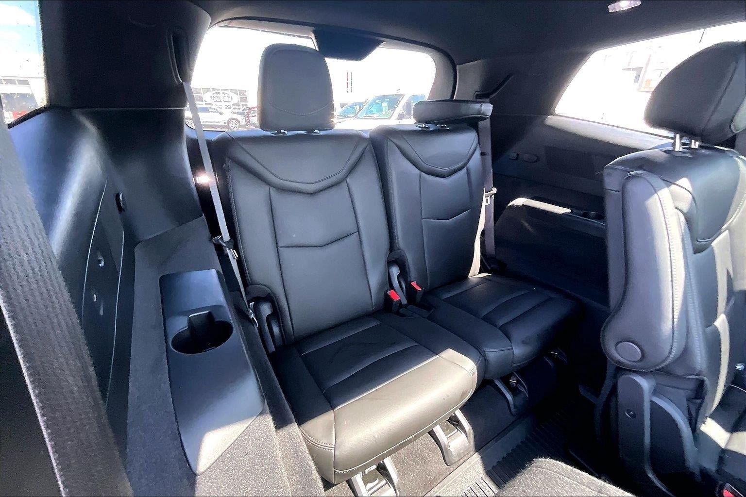 Used 2024 Cadillac XT6 Sport w/ Technology Package AWD/4WD image 25