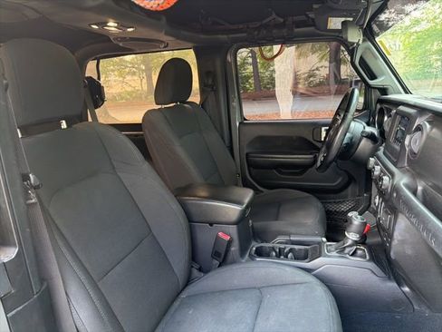 Used 2021 Jeep Wrangler Sport AWD/4WD image 24