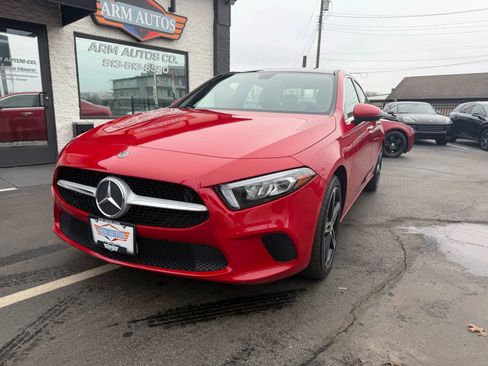 Used 2019 Mercedes-Benz A 220 4MATIC w/ Premium Package image 1