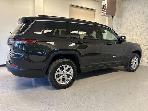 Used 2023 Jeep Grand Cherokee L Limited AWD/4WD image 49