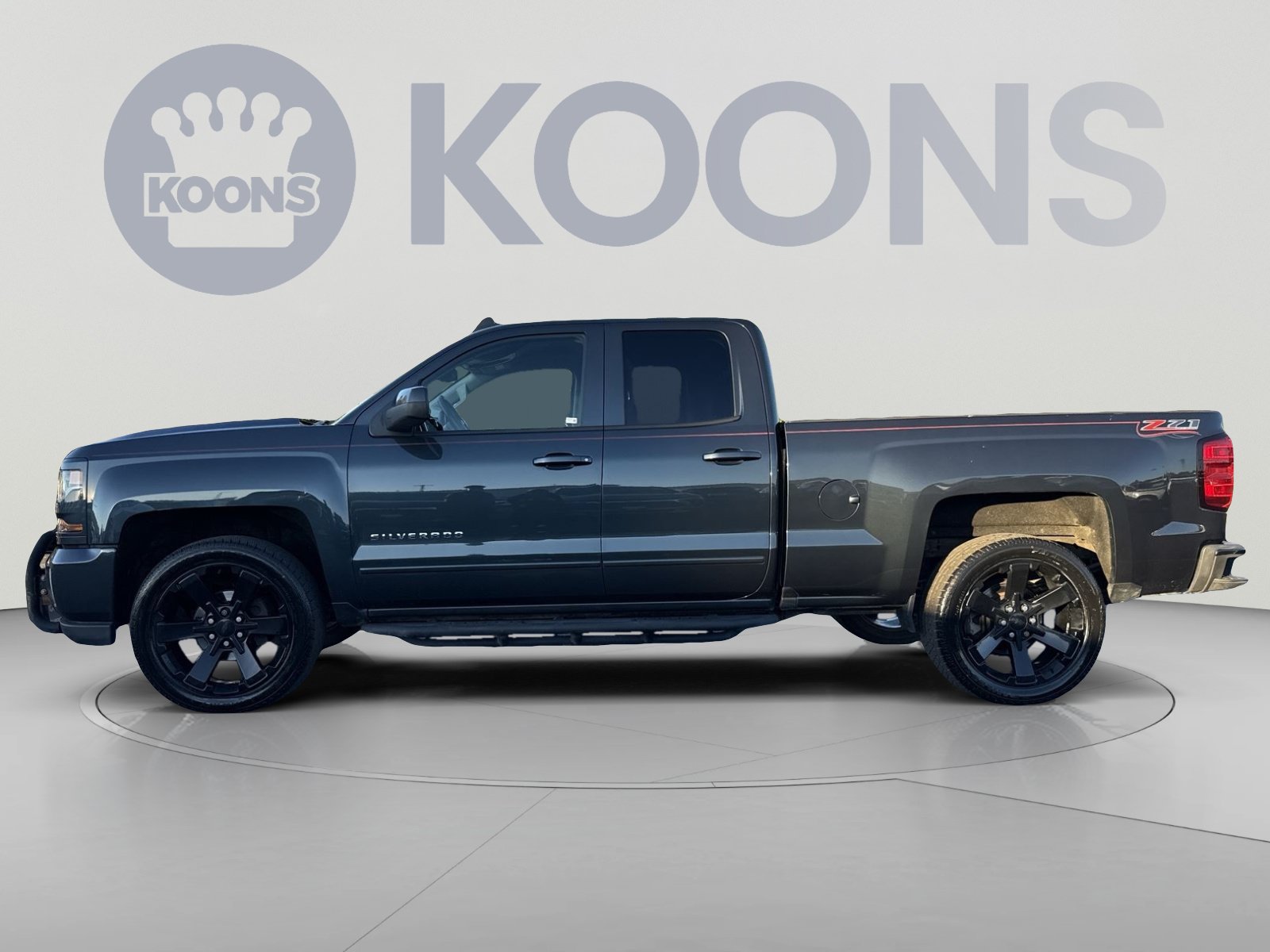 Used 2017 Chevrolet Silverado 1500 LT w/ All Star Edition AWD/4WD image 7