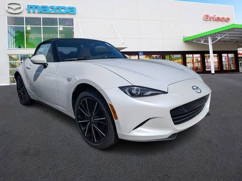 New 2026 MAZDA MX-5 Miata Grand Touring RWD image 1