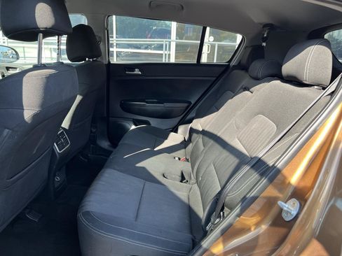 Used 2017 Kia Sportage LX FWD image 12