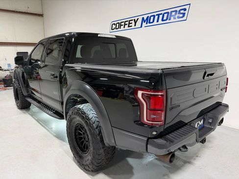Used 2017 Ford F150 Raptor w/ Equipment Group 802A Luxury image 4