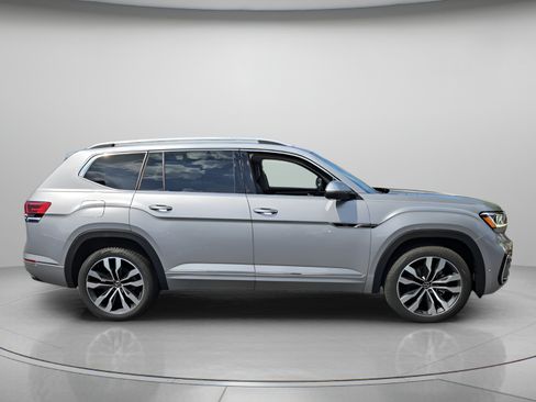 Used 2023 Volkswagen Atlas SEL Premium AWD/4WD image 6