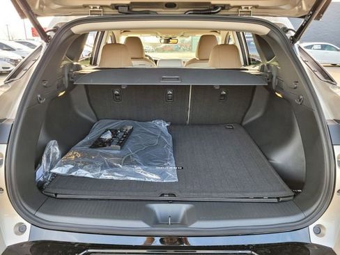 New 2026 Nissan Murano Platinum w/ Cargo Package AWD/4WD image 17