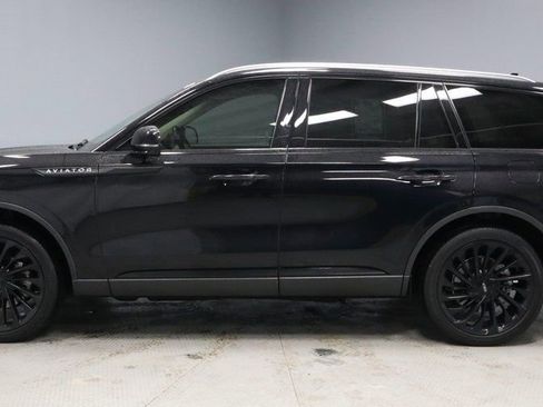 Used 2023 Lincoln Aviator Reserve w/ Class IV Trailer Tow Package image 10