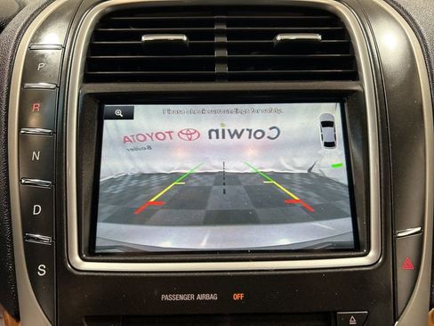 Used 2016 Lincoln MKX Select w/ Select Plus Package image 27