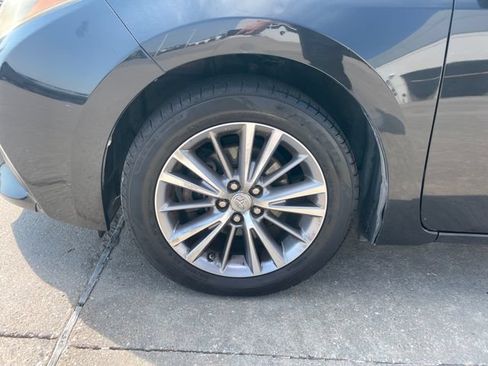 Used 2014 Toyota Corolla LE FWD image 28