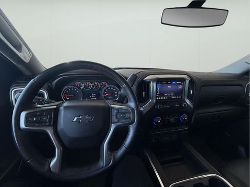 Used 2022 Chevrolet Silverado 1500 LT Trail Boss w/ Convenience Package II AWD/4WD image 11
