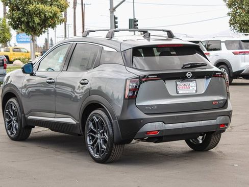 New 2026 Nissan Kicks SR w/ Cold Weather Package image 5