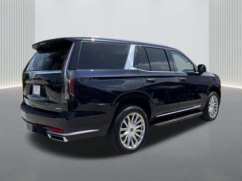 Used 2024 Cadillac Escalade Premium Luxury AWD/4WD image 5