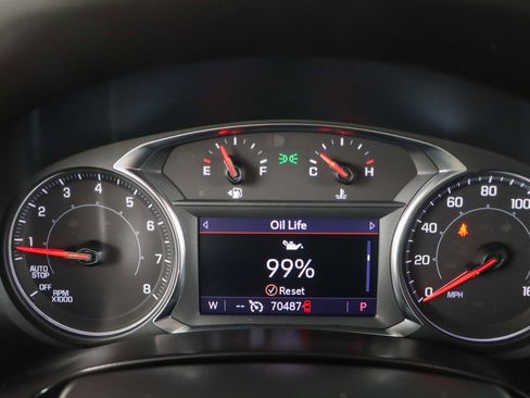 Used 2023 GMC Terrain SLT image 15