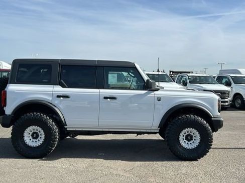 New 2026 Ford Bronco Big Bend image 2