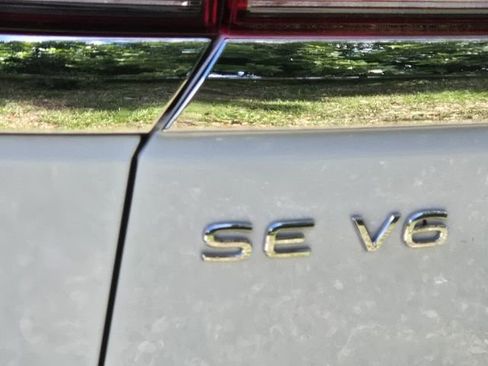 Certified 2023 Volkswagen Atlas SE w/ Panoramic Sunroof Package FWD image 10