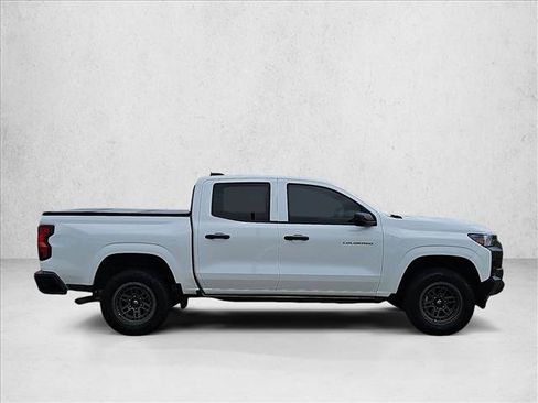 Used 2024 Chevrolet Colorado W/T w/ WT Convenience Package RWD image 4
