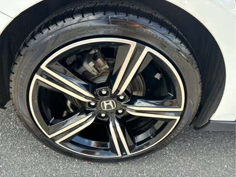 Used 2024 Honda Accord Sport image 23