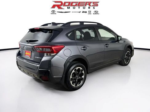 Used 2021 Subaru Crosstrek 2.0i Premium w/ Moonroof Package AWD/4WD image 8