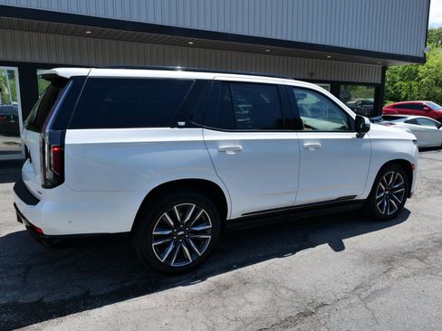 Used 2021 Cadillac Escalade Sport Platinum AWD/4WD image 75