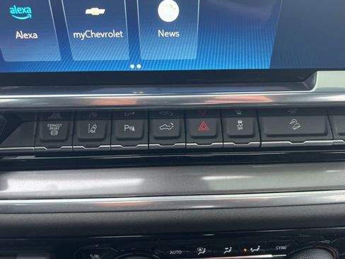 Used 2025 Chevrolet Silverado 2500 High Country w/ High Country Premium Package image 14