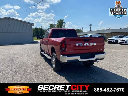 Used 2026 RAM 2500 Big Horn AWD/4WD image 7