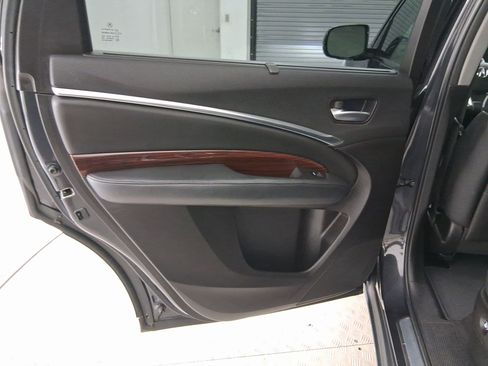 Used 2016 Acura MDX SH-AWD image 25