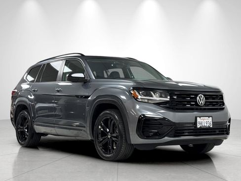 Used 2023 Volkswagen Atlas SEL R-Line AWD/4WD image 7