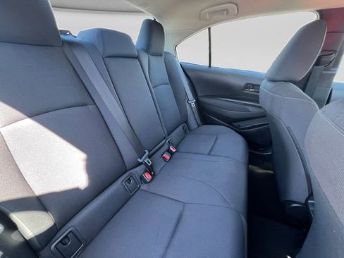Certified 2023 Toyota Corolla LE image 28