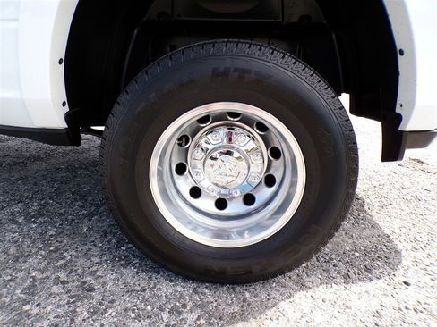 Used 2020 RAM 3500 Laramie image 11