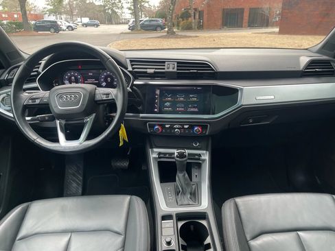Used 2021 Audi Q3 2.0T Premium image 16