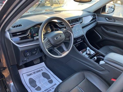 Used 2022 Jeep Grand Cherokee Limited 4xe image 14