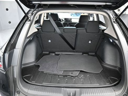 Used 2025 Honda HR-V LX image 39