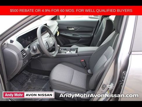 New 2026 Nissan Sentra SV w/ SV Convenience Package FWD image 8