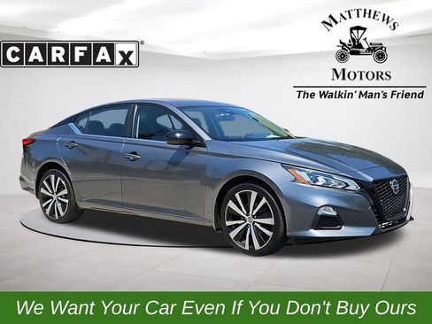 Used 2020 Nissan Altima 2.5 SR w/ Premium Package AWD/4WD image 1