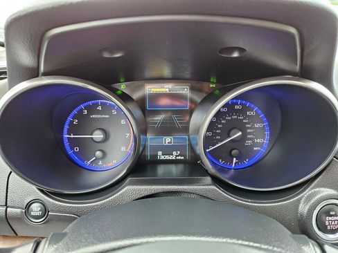 Used 2016 Subaru Outback 2.5i Limited image 3