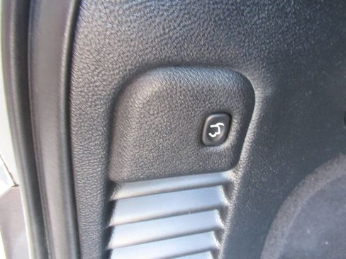 Used 2018 Jeep Grand Cherokee Limited w/ Luxury Group II AWD/4WD image 14