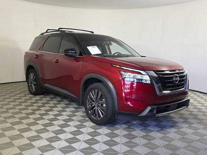 Used 2023 Nissan Pathfinder SL w/ SL Premium Package