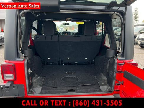 Used 2015 Jeep Wrangler Unlimited Sahara w/ Dual Top Group image 13