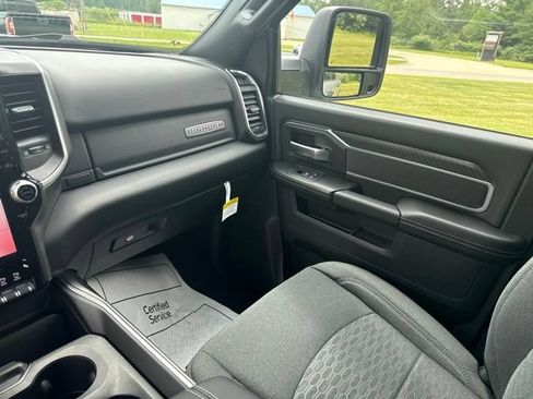 New 2026 RAM 2500 Big Horn AWD/4WD image 30