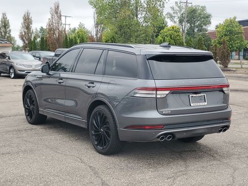 Certified 2025 Lincoln Aviator Reserve w/ Equipment Group 201A AWD/4WD image 4