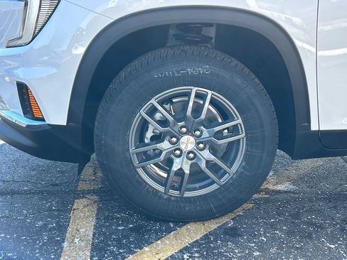 New 2026 GMC Acadia Elevation AWD/4WD image 13