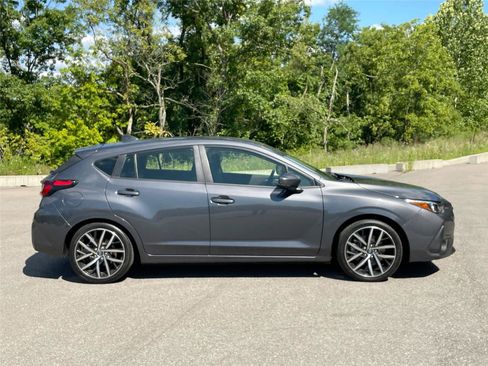 Used 2024 Subaru Impreza 2.0i Sport AWD/4WD image 6