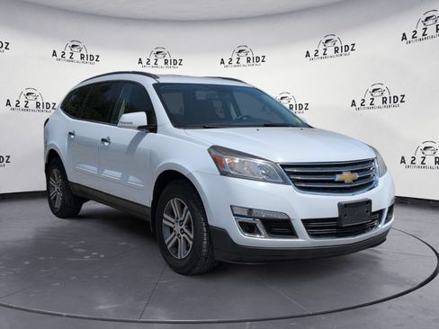 Used 2017 Chevrolet Traverse LT AWD/4WD image 1